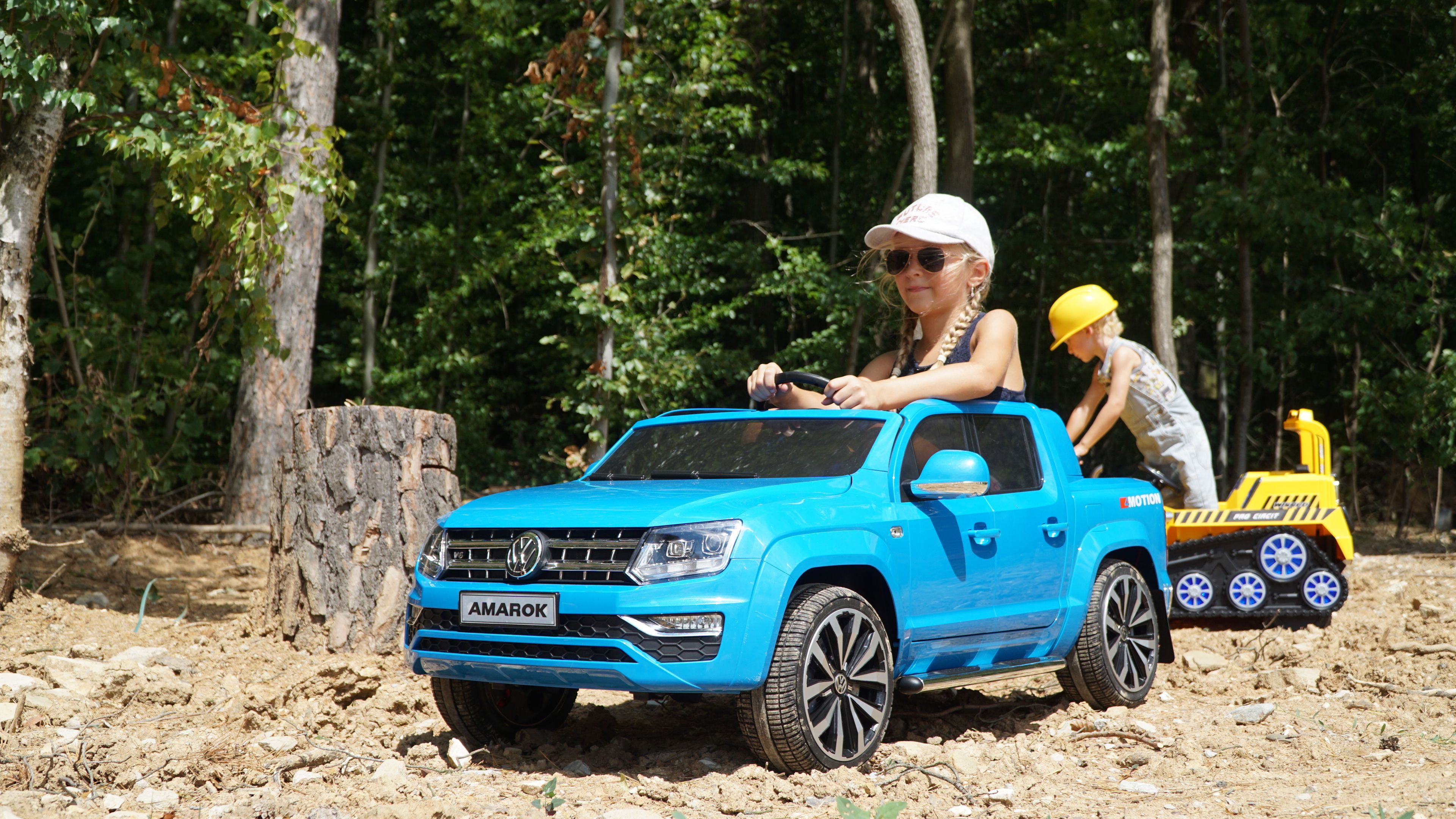 Kinderauto mit Fernbedienung steuern